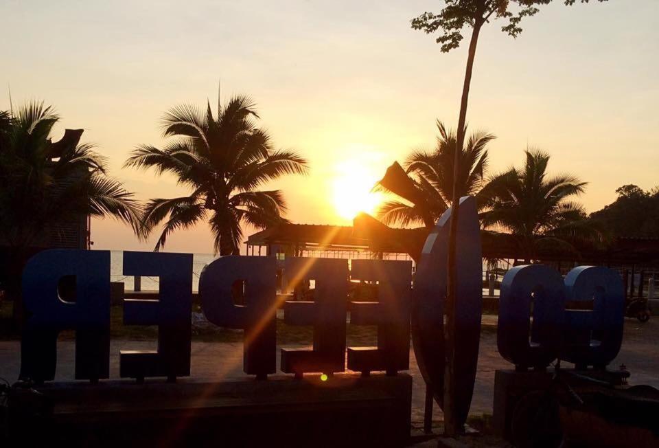 Отель Go Deeper Tioman Экстерьер фото
